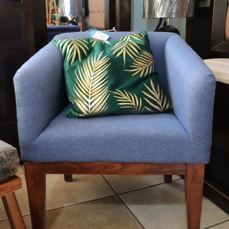 SILLA MADERA TELA AZUL