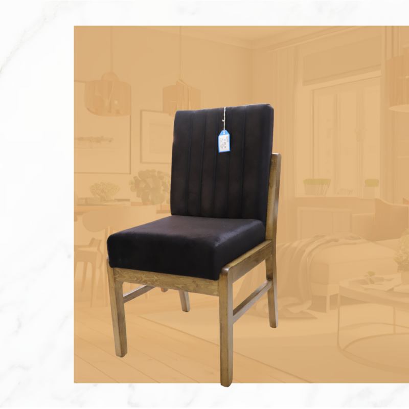 SILLA MADERA Y TELA OSCURA