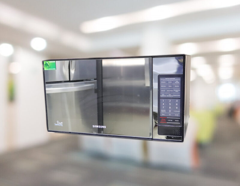 HORNO DE MICROONDAS SAMSUNG PLATA